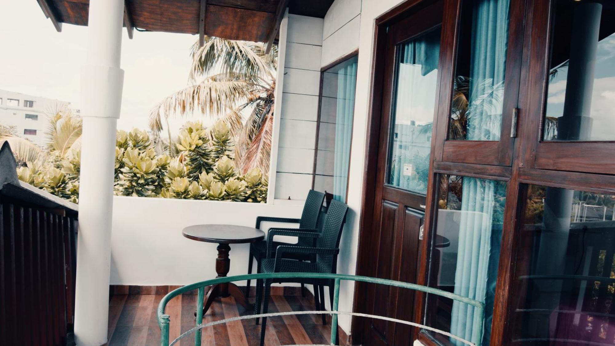 Seashore Mirissa Exterior foto