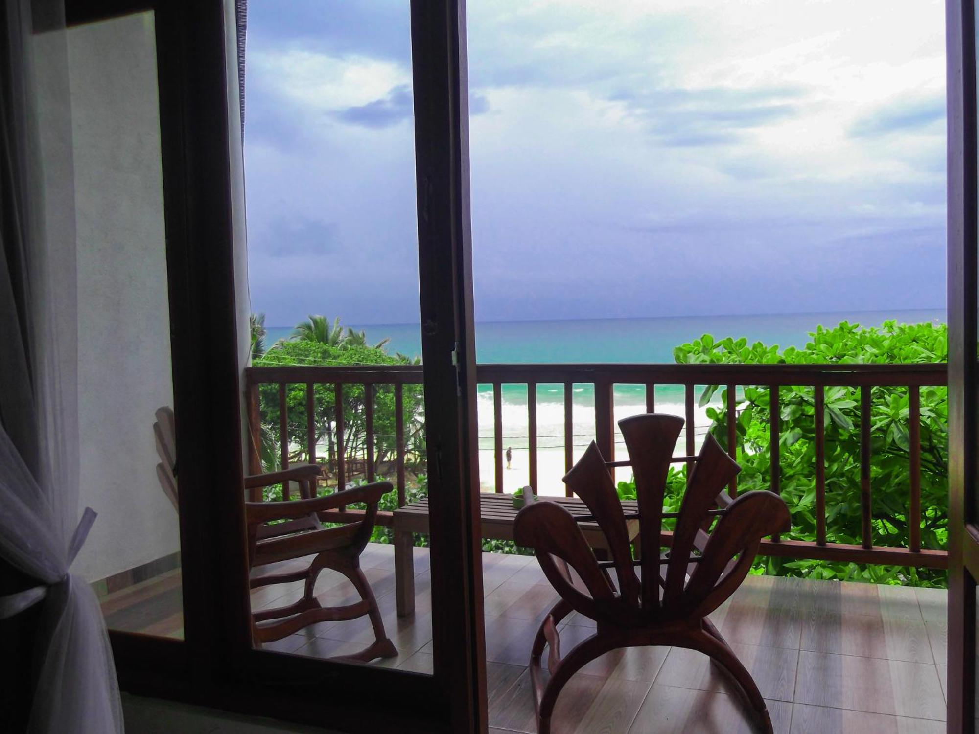 Seashore Mirissa Exterior foto